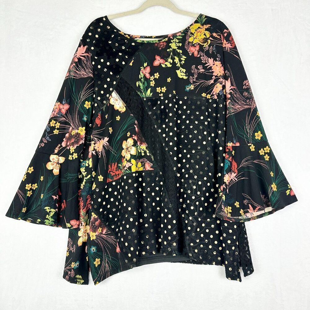 Calessa Mixed Media Print Bell Sleeve Top Size XL Floral Artsy Polka Dot Crochet